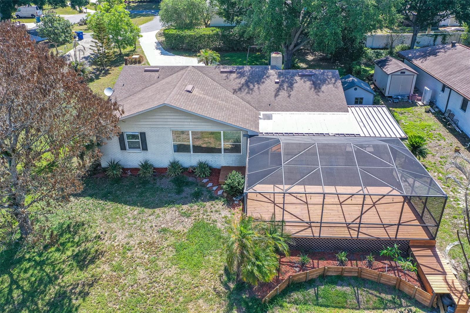 715 S LAKESIDE TER, EAGLE LAKE, FL, 33839