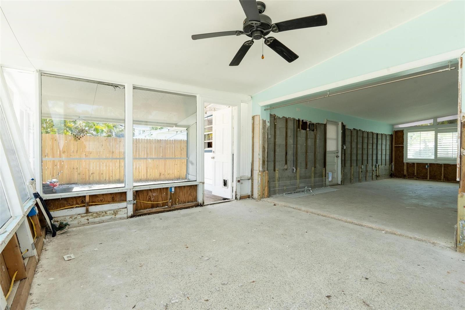 3727 ALABAMA AVE NE, ST PETERSBURG, FL, 33703