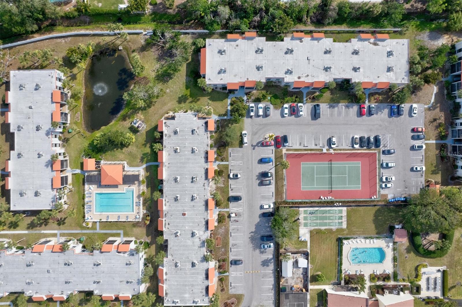 3275 BENEVA RD #104, SARASOTA, FL, 34232