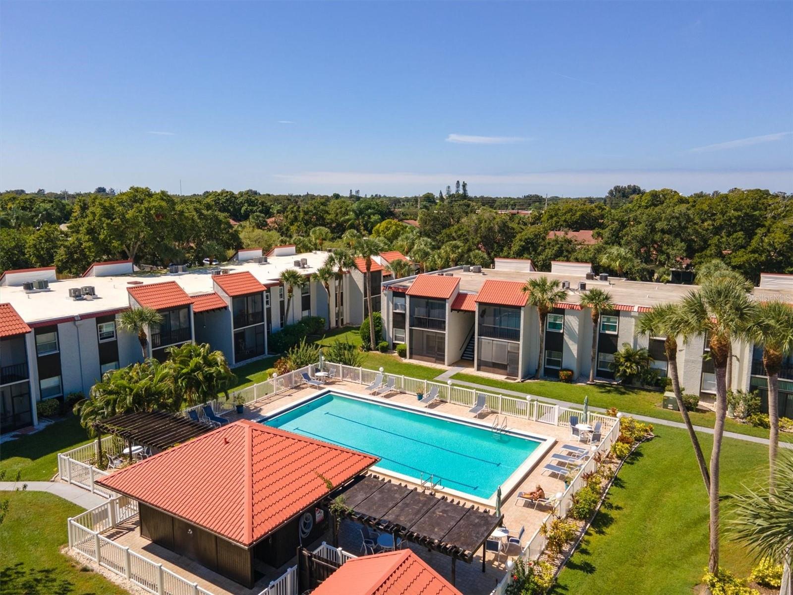 3275 BENEVA RD #104, SARASOTA, FL, 34232