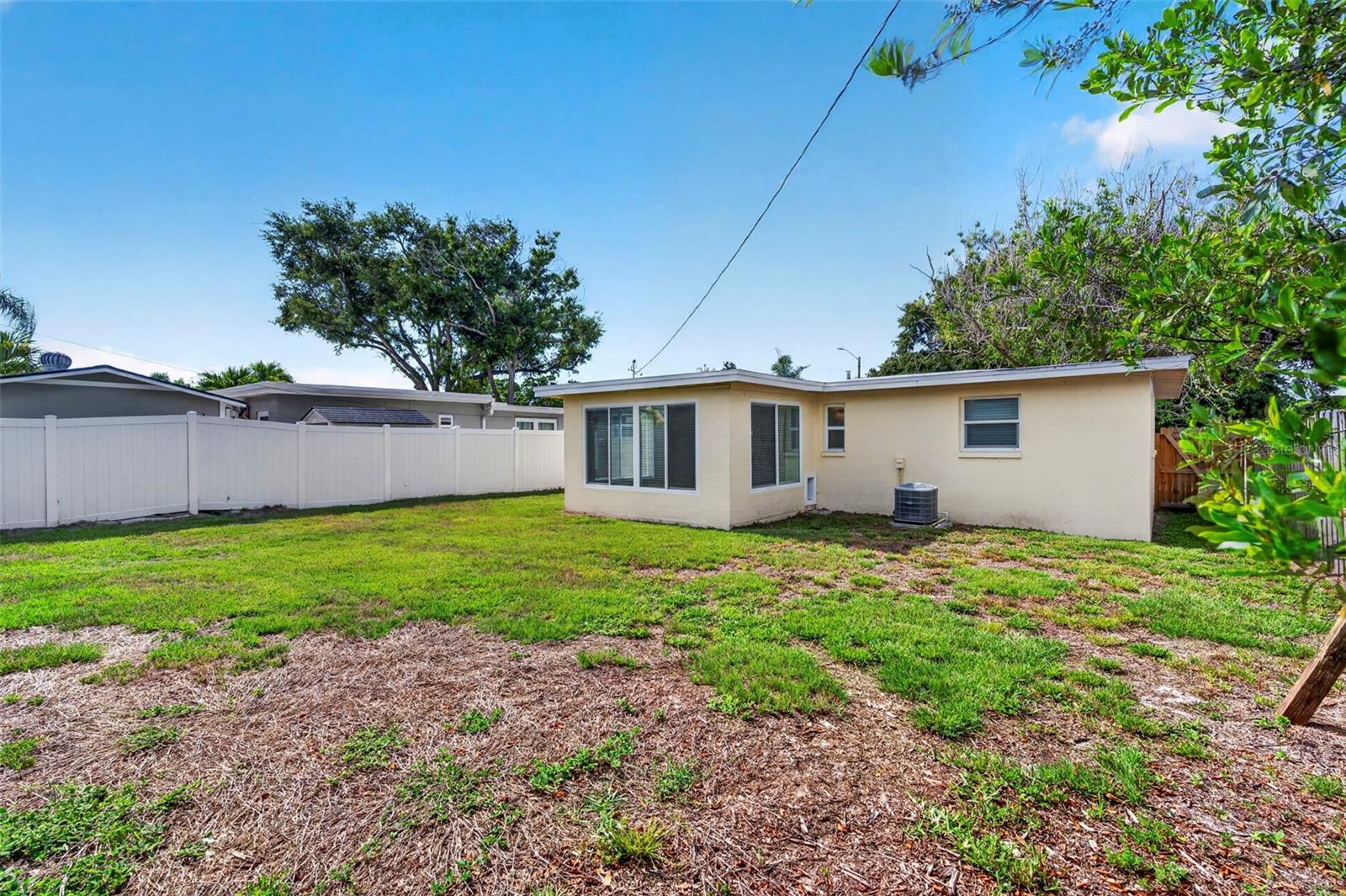 10246 117TH DR, LARGO, FL, 33773