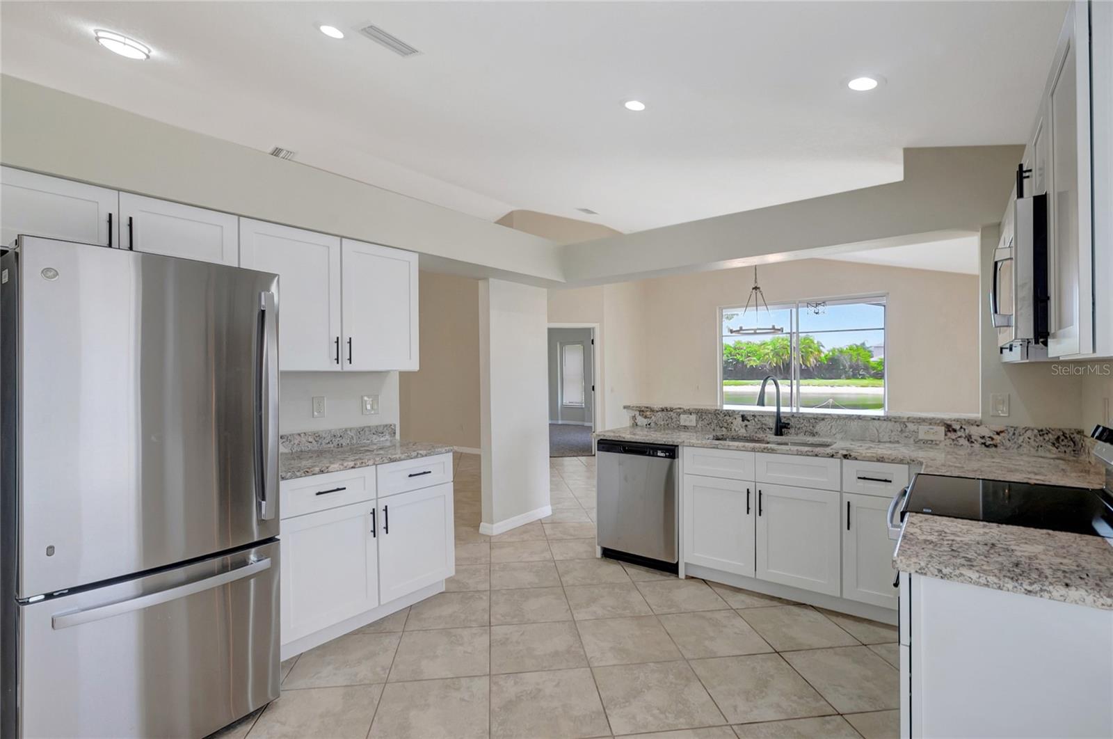 1007 CRISTELLE JEAN DR, RUSKIN, FL, 33570