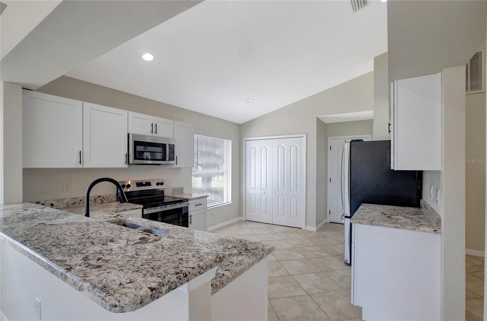 1007 CRISTELLE JEAN DR, RUSKIN, FL, 33570