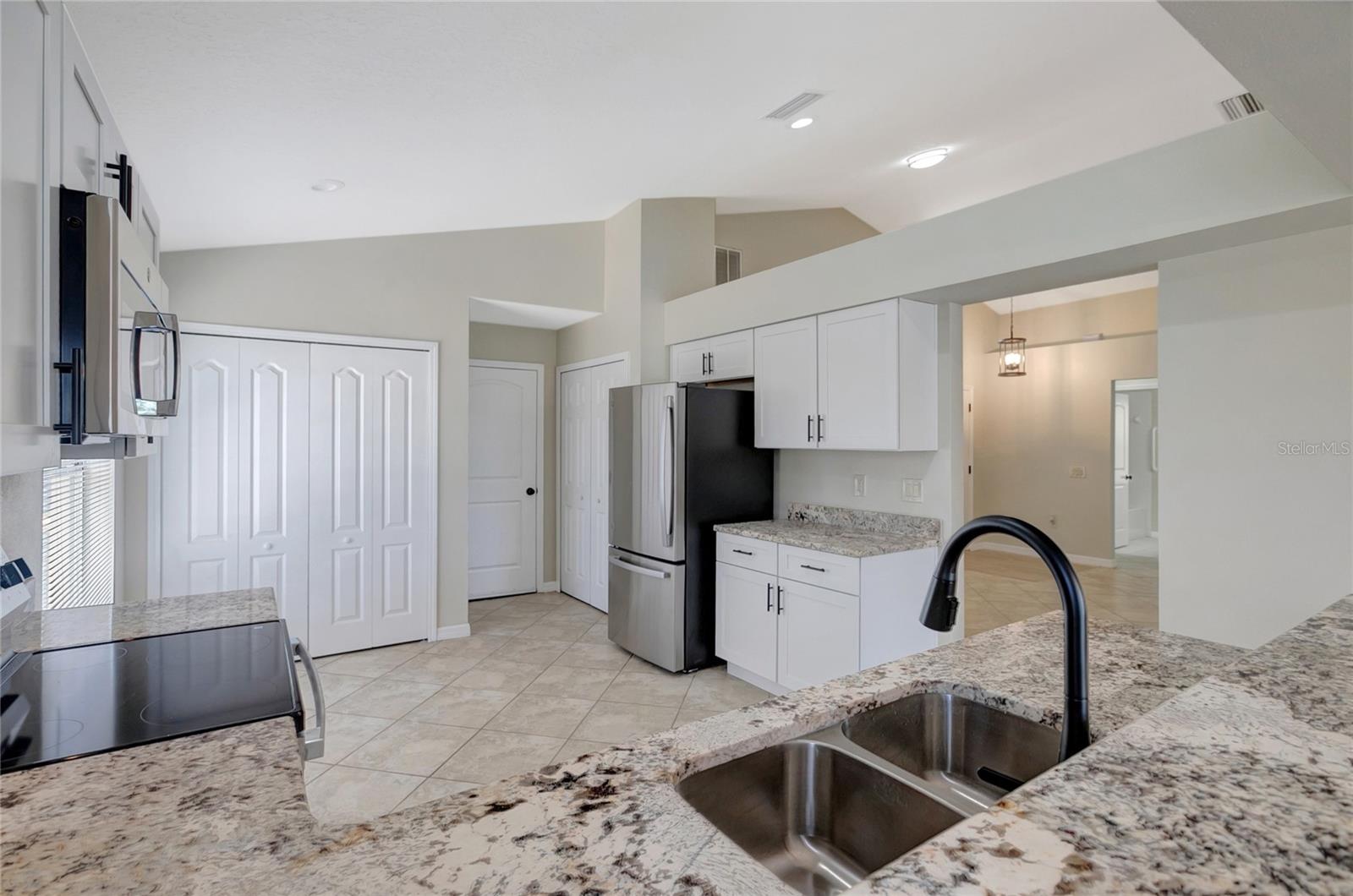 1007 CRISTELLE JEAN DR, RUSKIN, FL, 33570