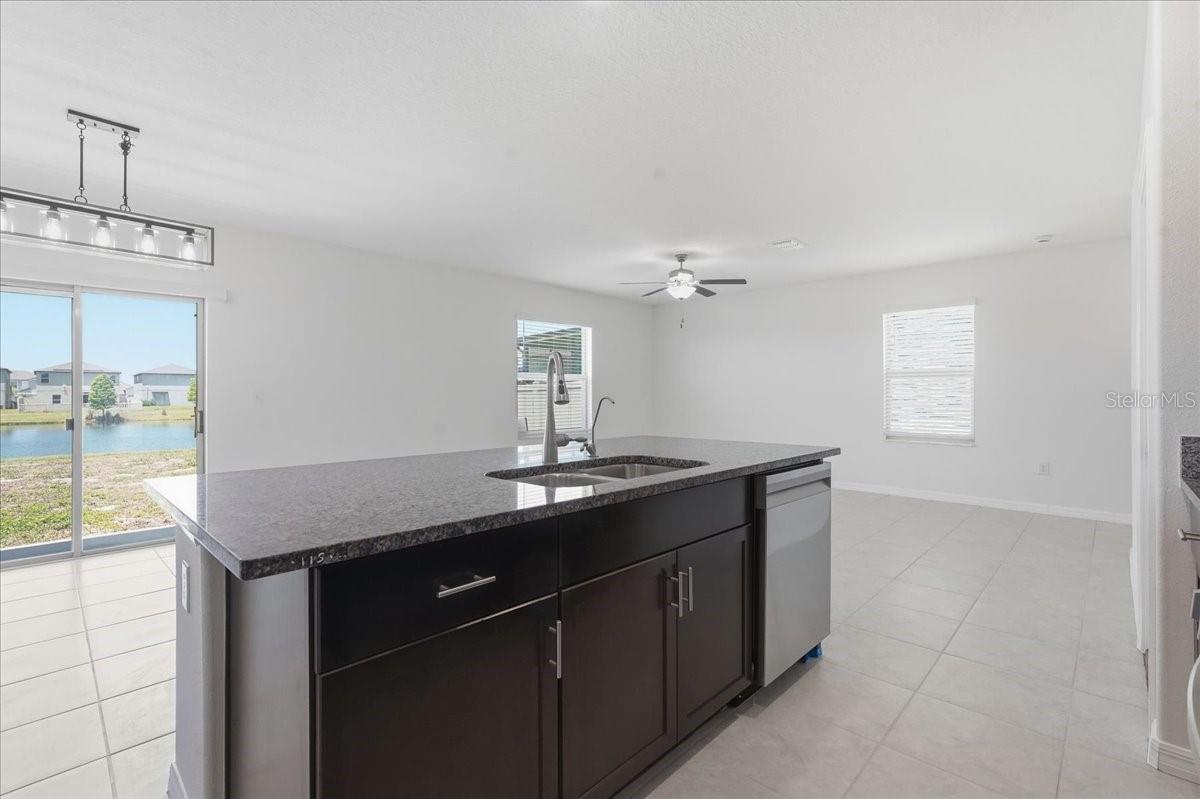 5224 WHITE CHICORY DR, APOLLO BEACH, FL, 33572