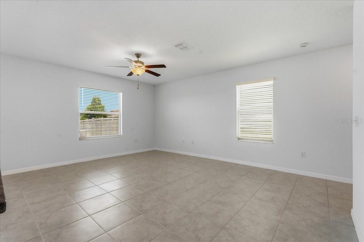 5224 WHITE CHICORY DR, APOLLO BEACH, FL, 33572