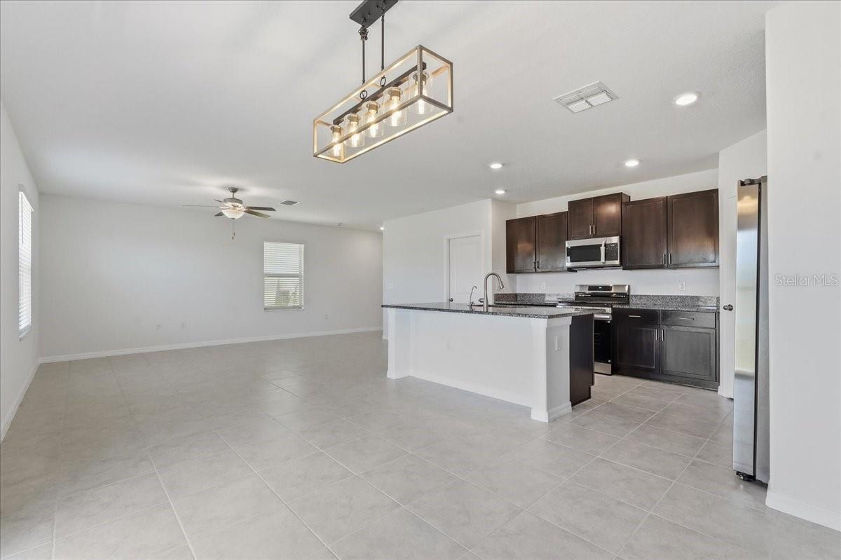 5224 WHITE CHICORY DR, APOLLO BEACH, FL, 33572