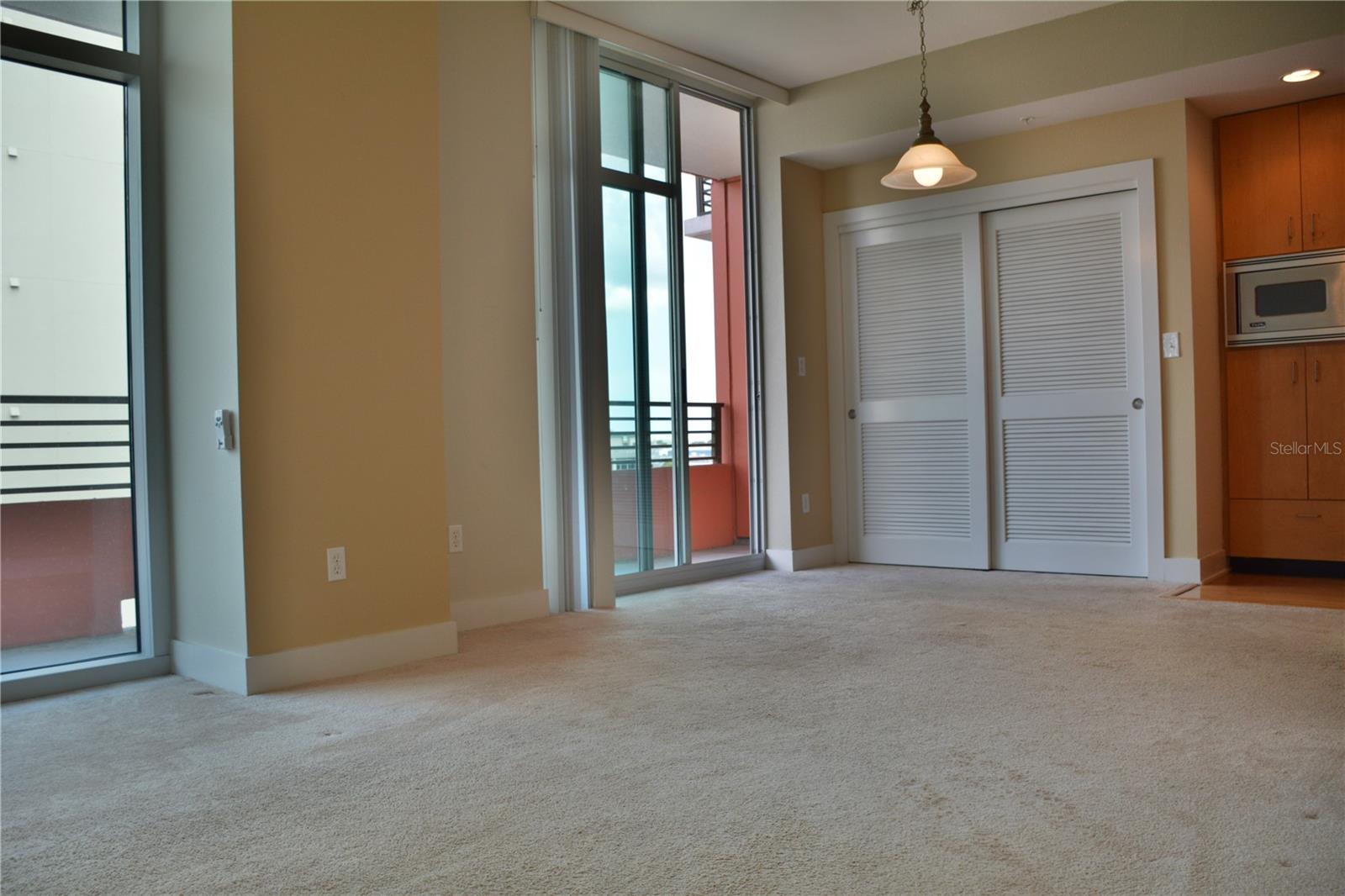 1208 E KENNEDY BLVD #421, TAMPA, FL, 33602