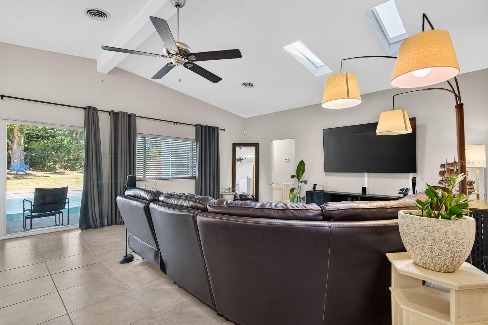 1424 S EVERGREEN AVE, CLEARWATER, FL, 33756