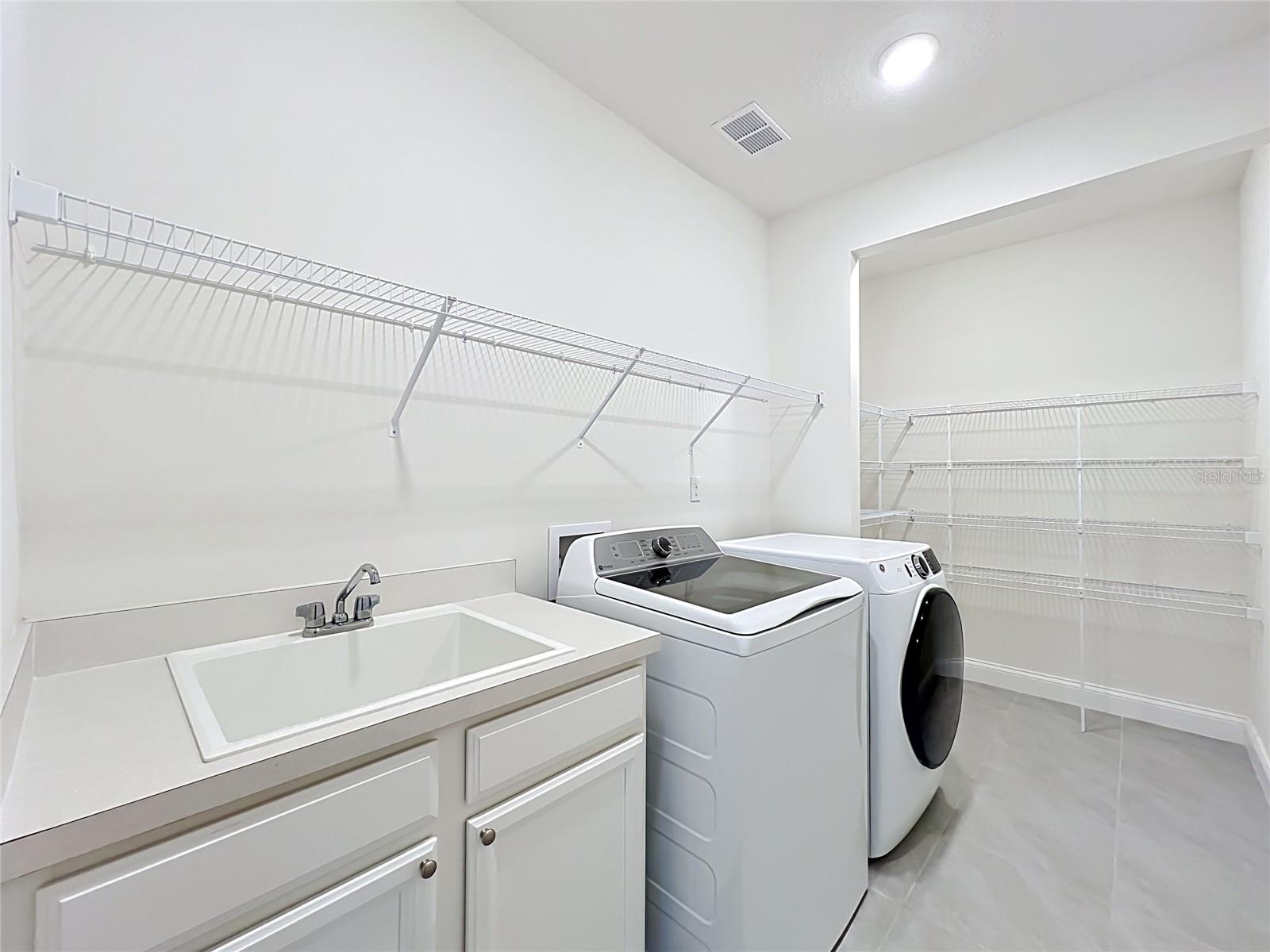 8409 VIVARO ISLE WAY, WINDERMERE, FL, 34786