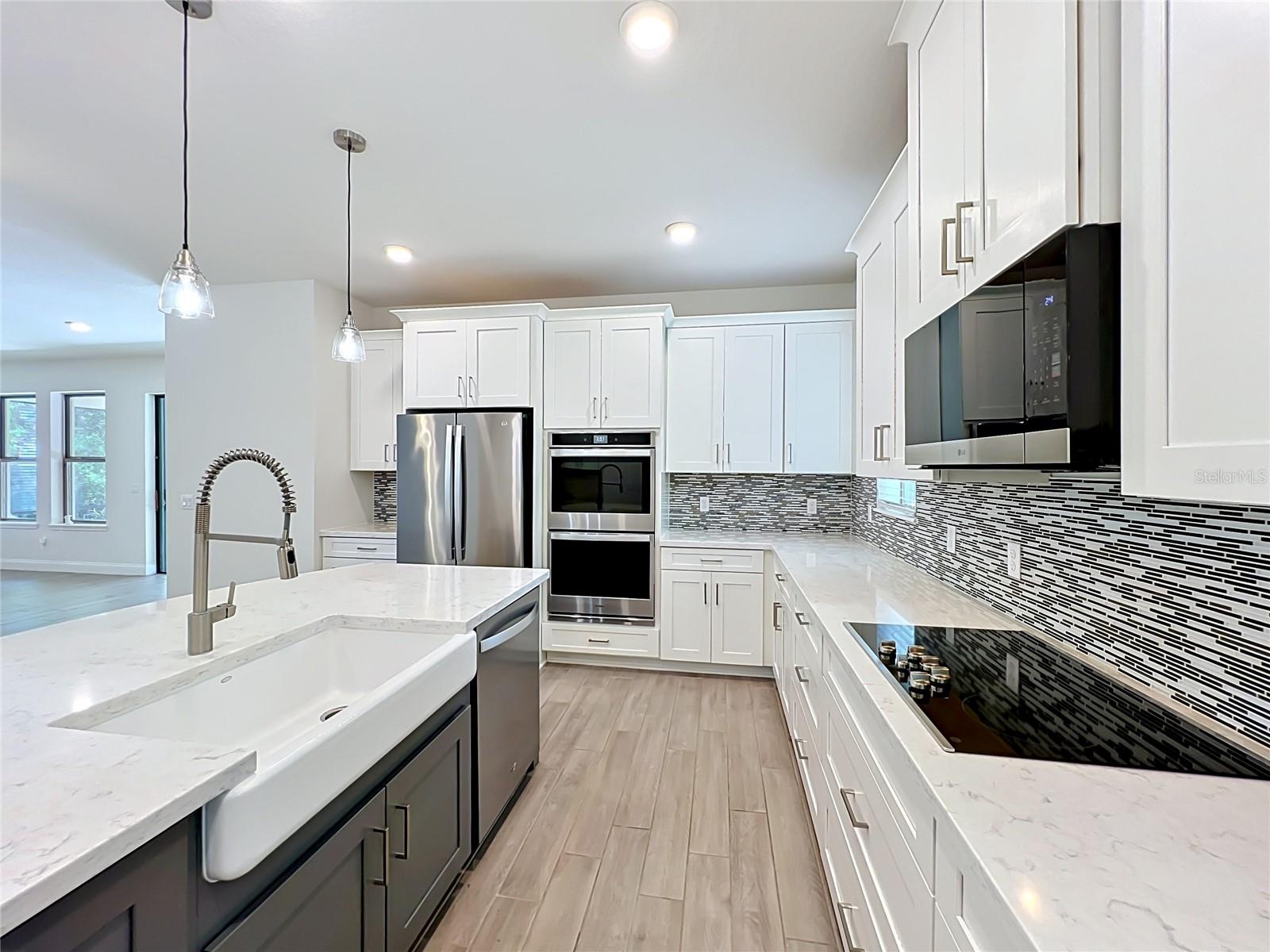 8409 VIVARO ISLE WAY, WINDERMERE, FL, 34786