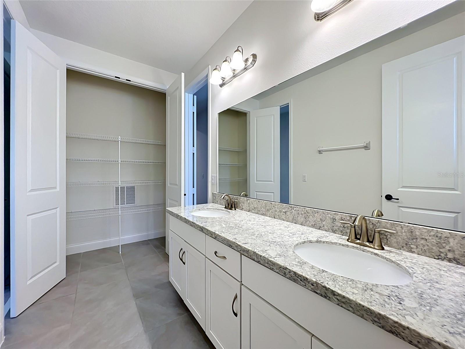 8409 VIVARO ISLE WAY, WINDERMERE, FL, 34786