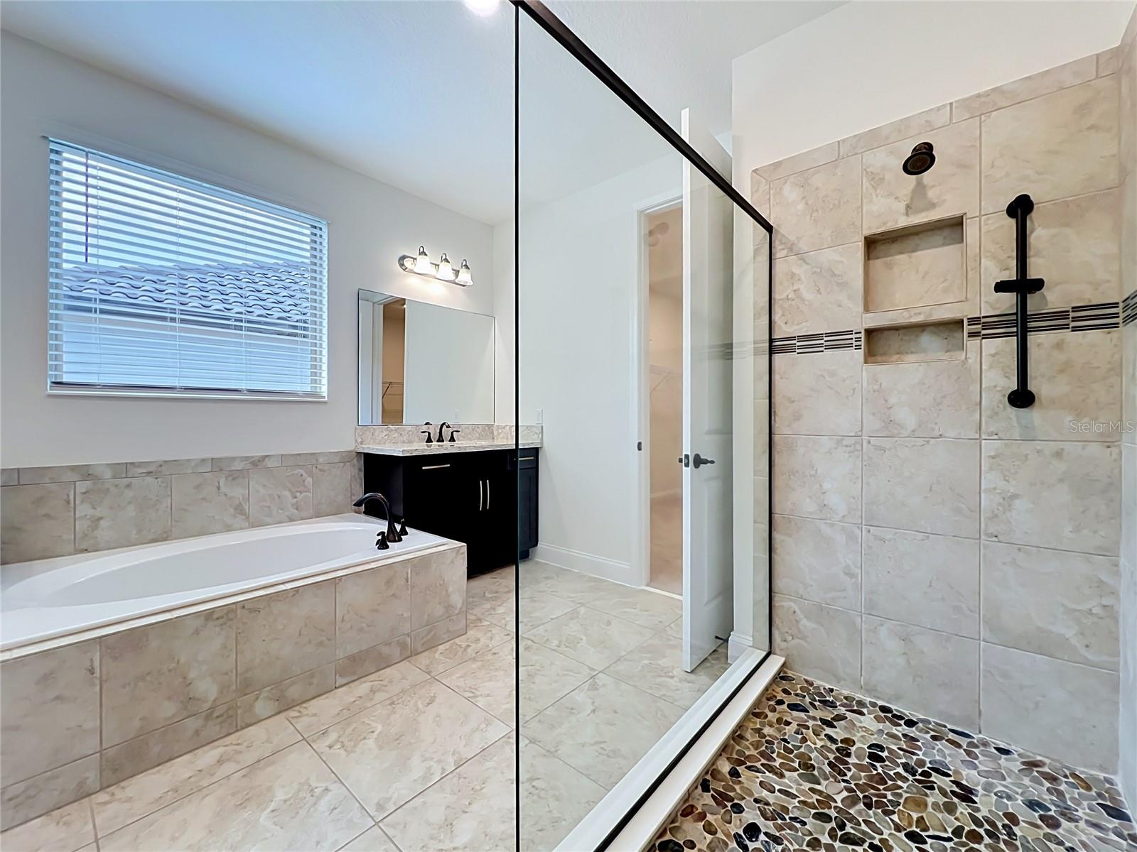 8409 VIVARO ISLE WAY, WINDERMERE, FL, 34786