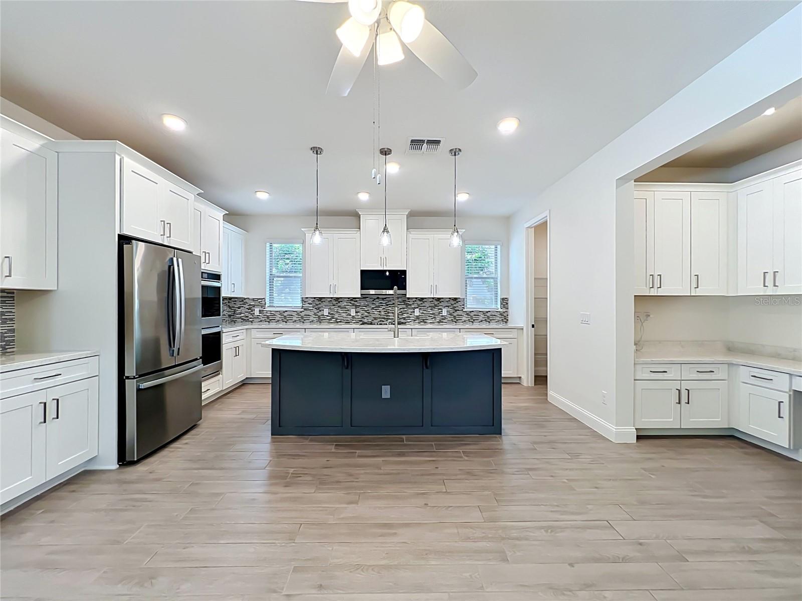 8409 VIVARO ISLE WAY, WINDERMERE, FL, 34786