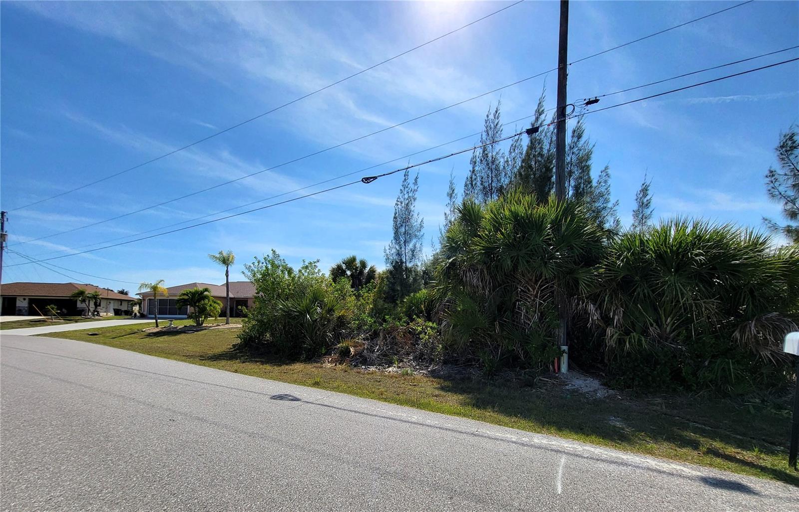 9598 SPRING CIR, PORT CHARLOTTE, FL, 33981