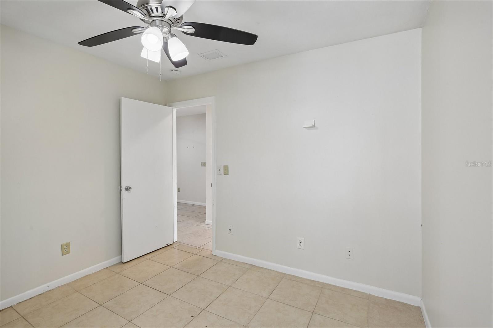 4828 GROVE POINT DR, TAMPA, FL, 33624
