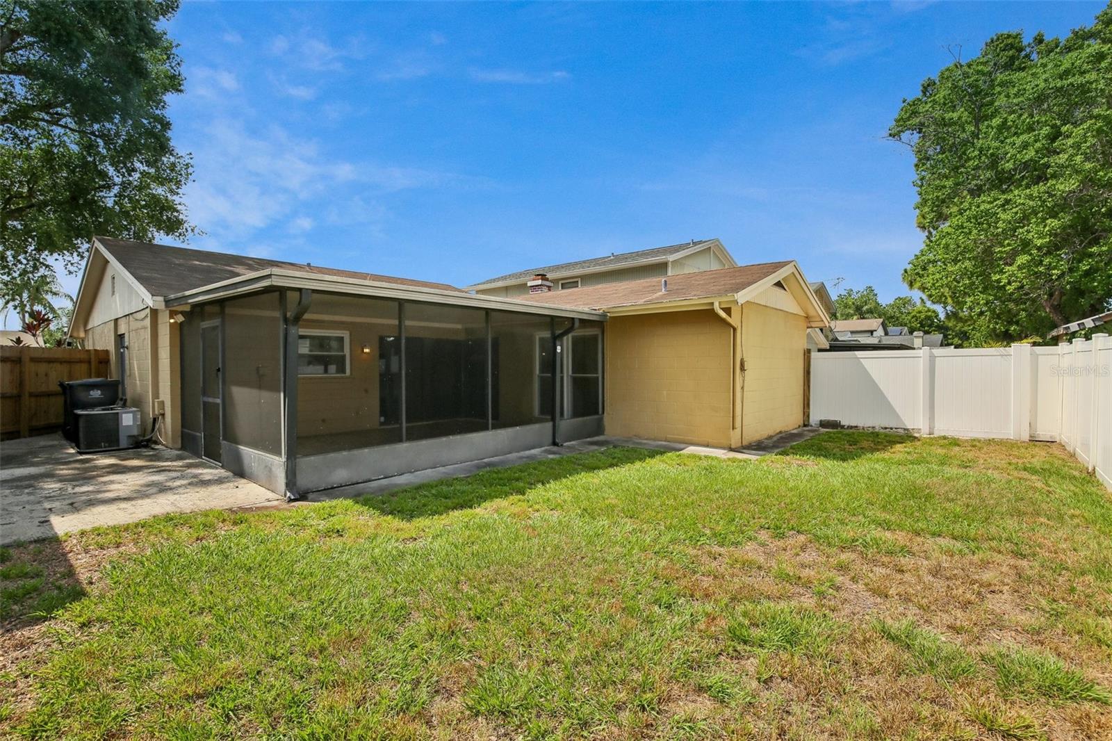 4828 GROVE POINT DR, TAMPA, FL, 33624