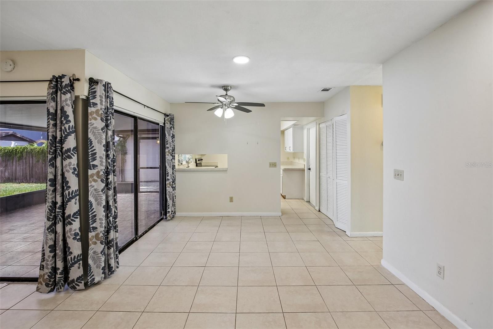 4828 GROVE POINT DR, TAMPA, FL, 33624