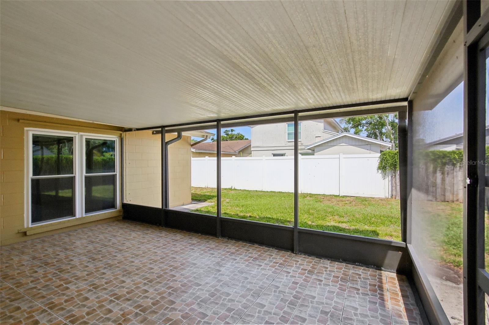 4828 GROVE POINT DR, TAMPA, FL, 33624