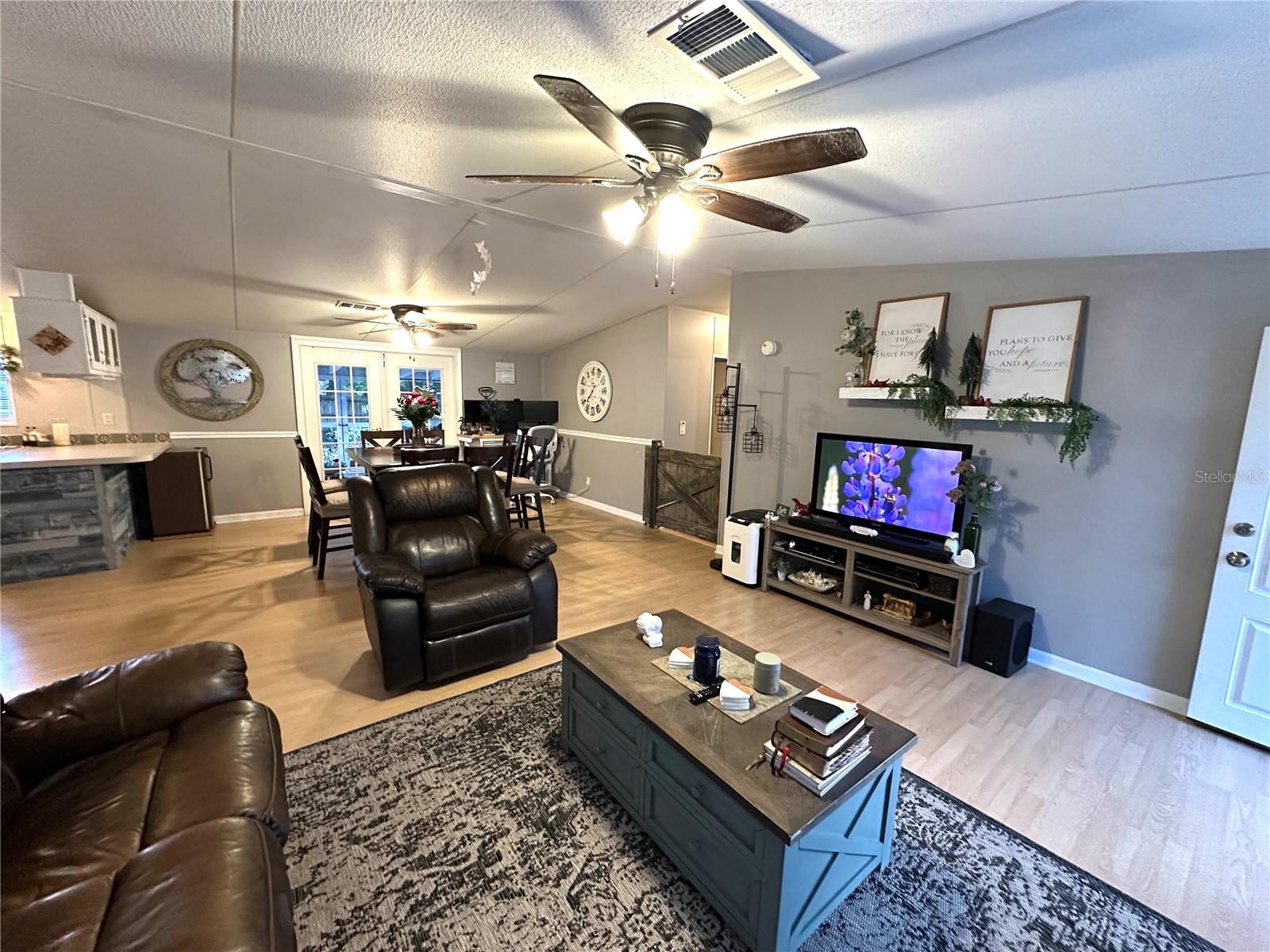 1434 LAKE SHORE DR, CASSELBERRY, FL, 32707