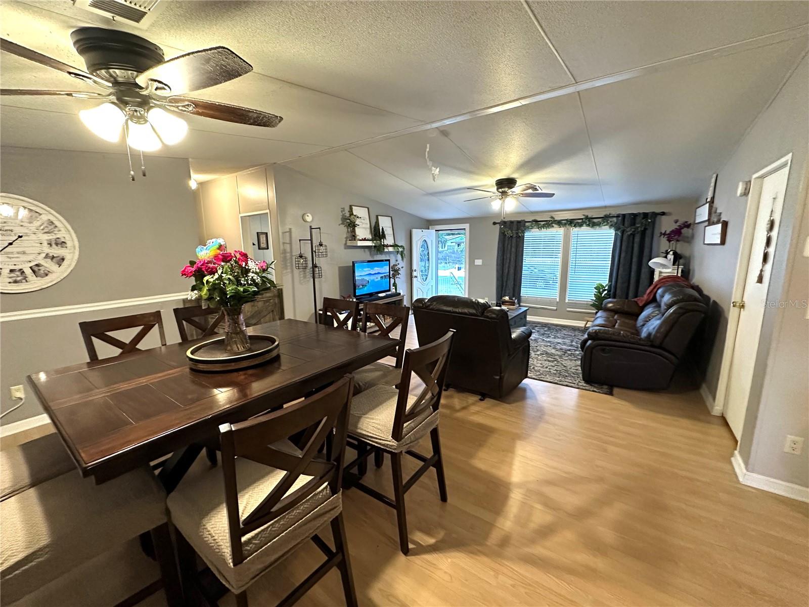 1434 LAKE SHORE DR, CASSELBERRY, FL, 32707