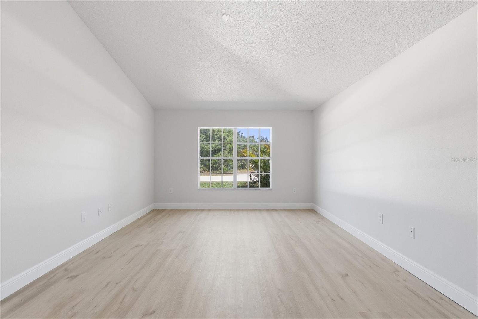 18063 PARROT RD, WEEKI WACHEE, FL, 34614