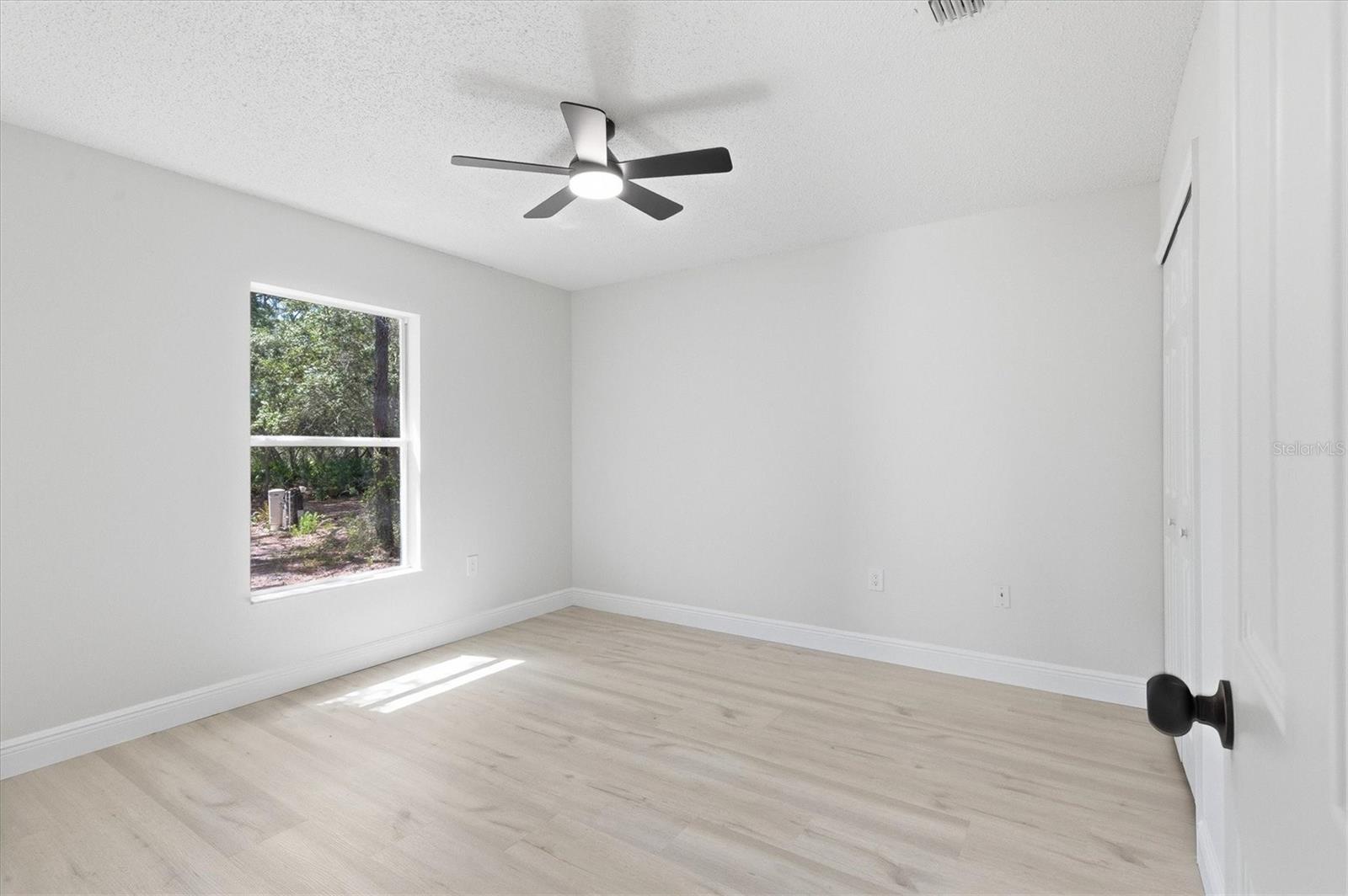 18063 PARROT RD, WEEKI WACHEE, FL, 34614
