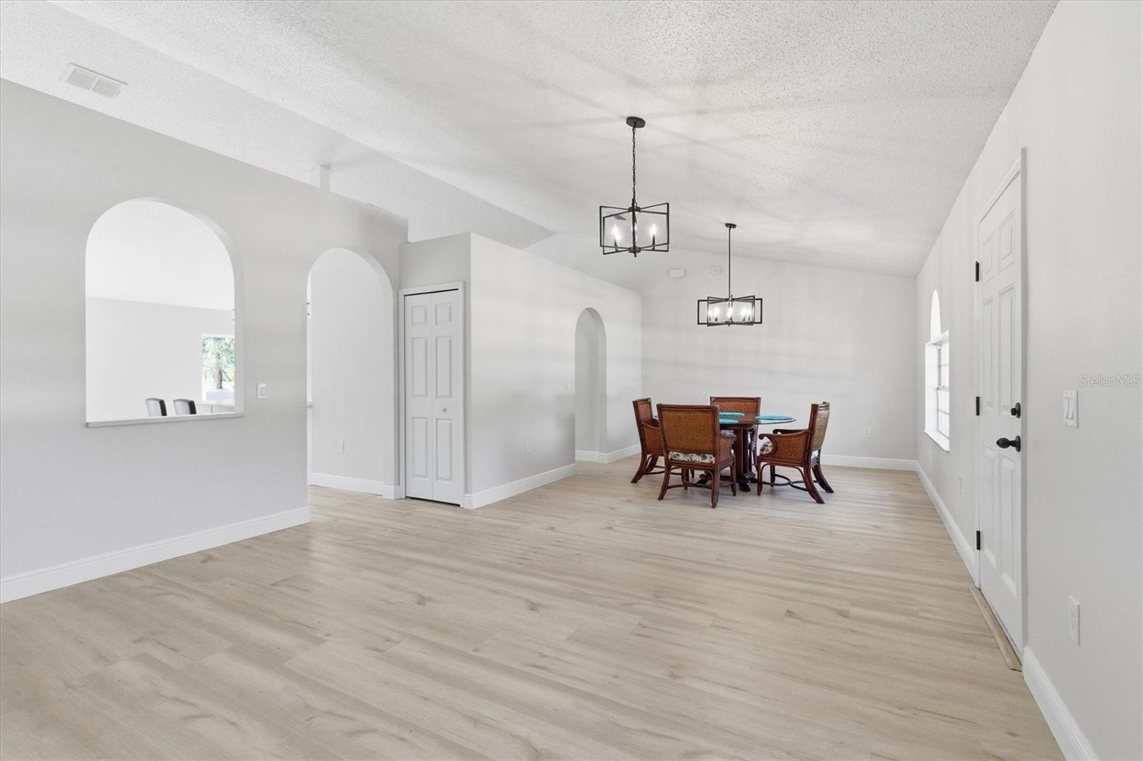 18063 PARROT RD, WEEKI WACHEE, FL, 34614