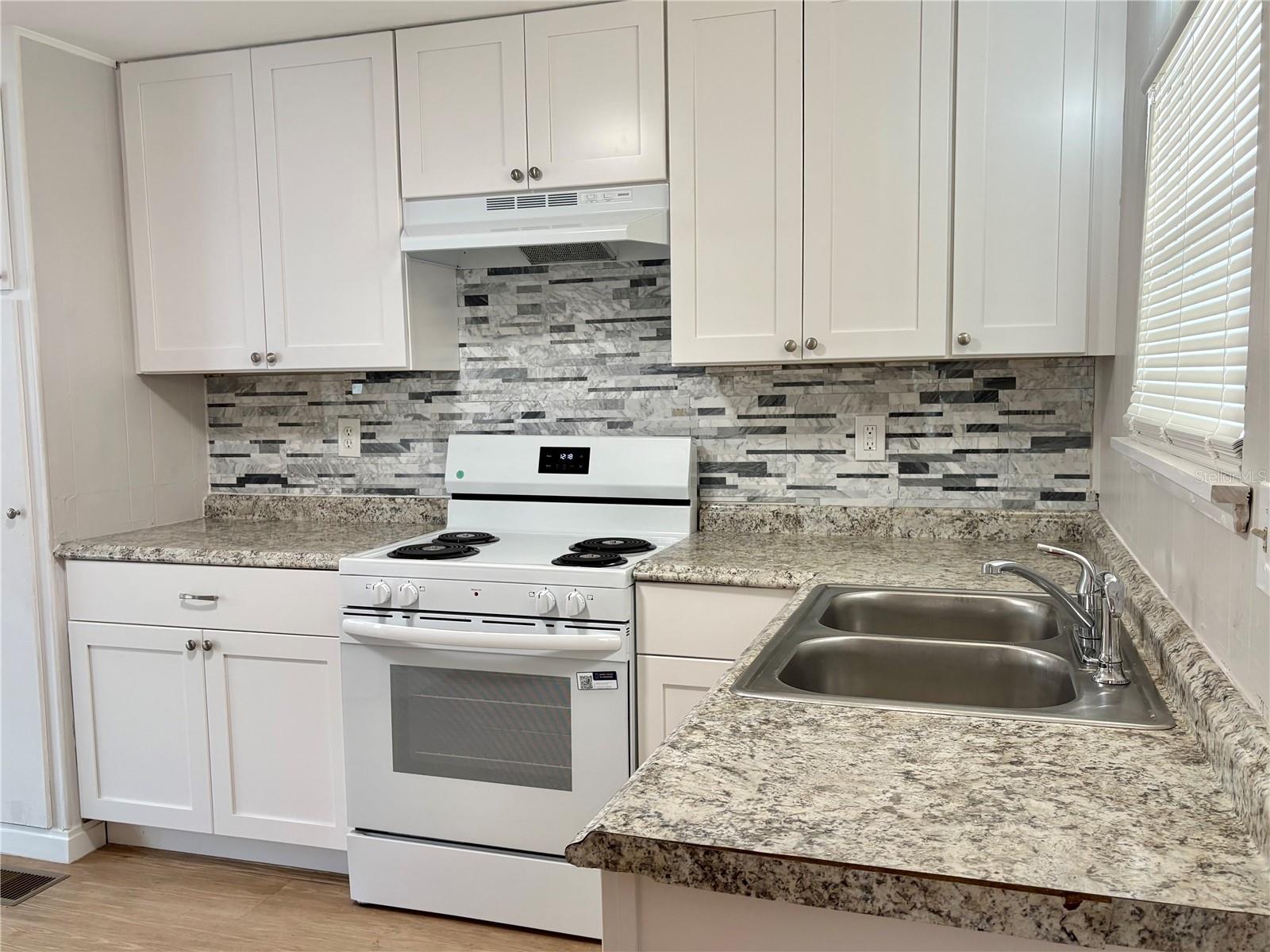 3608 16TH ST W, BRADENTON, FL, 34205