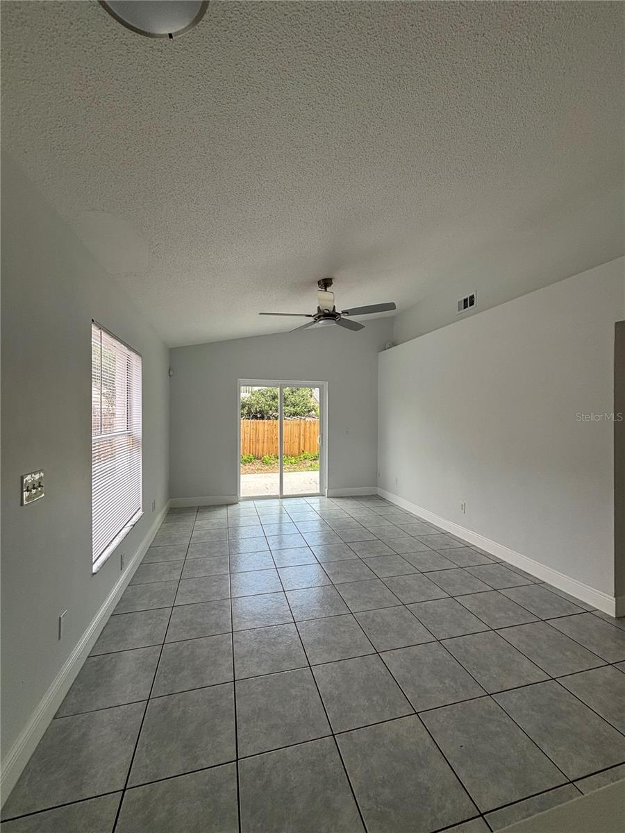 933 VISTA PALMA WAY, ORLANDO, FL, 32825