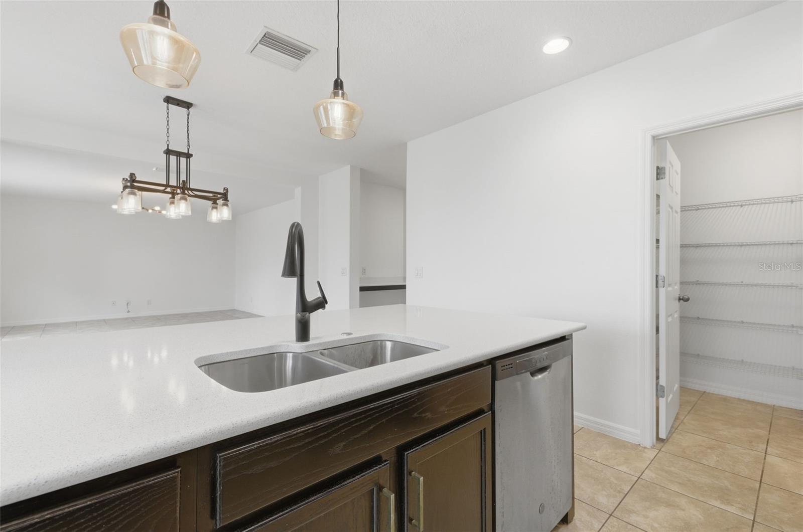 652 SAMUEL PL, DAVENPORT, FL, 33837