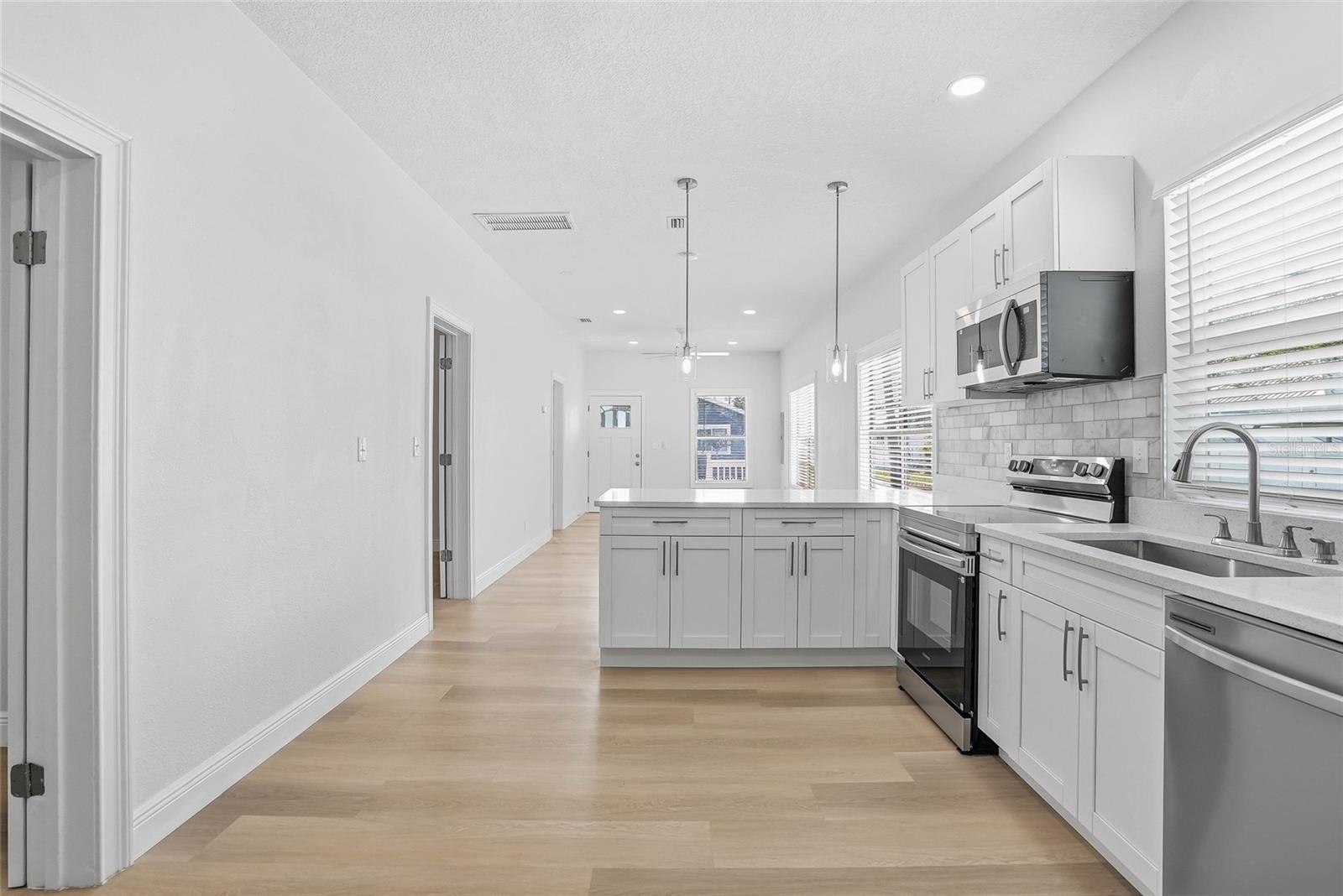 2902 SANCHEZ ST, TAMPA, FL, 33605