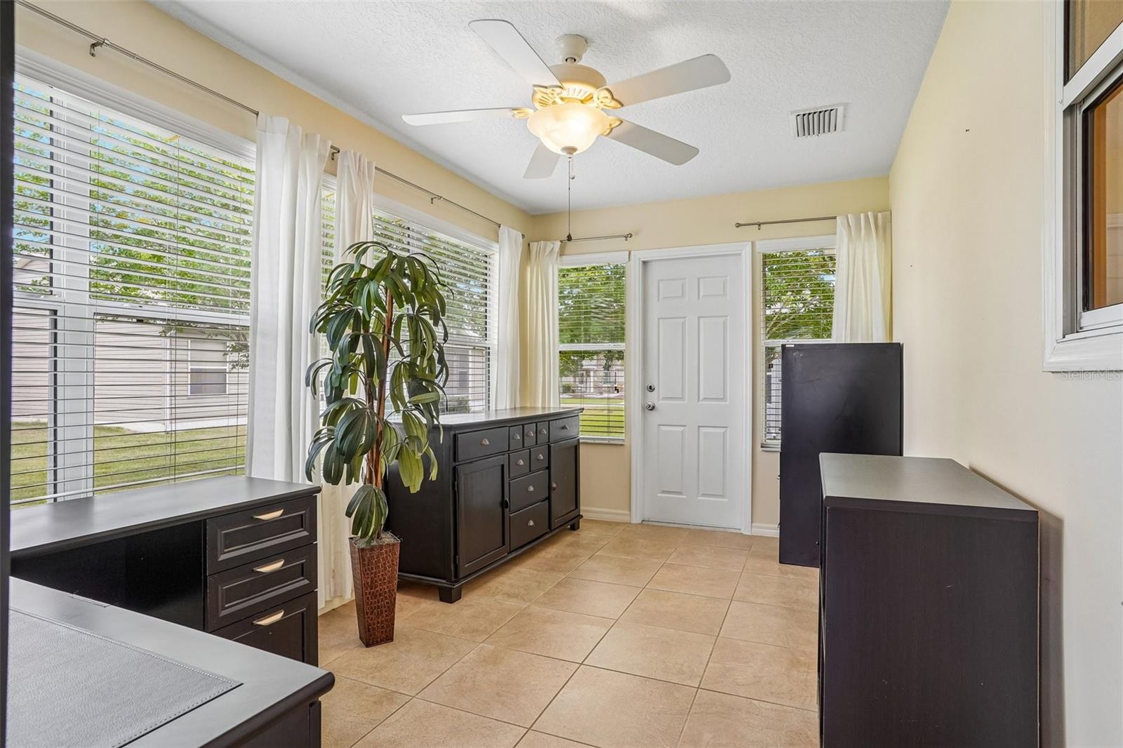 447 FOSTER PL, THE VILLAGES, FL, 32162