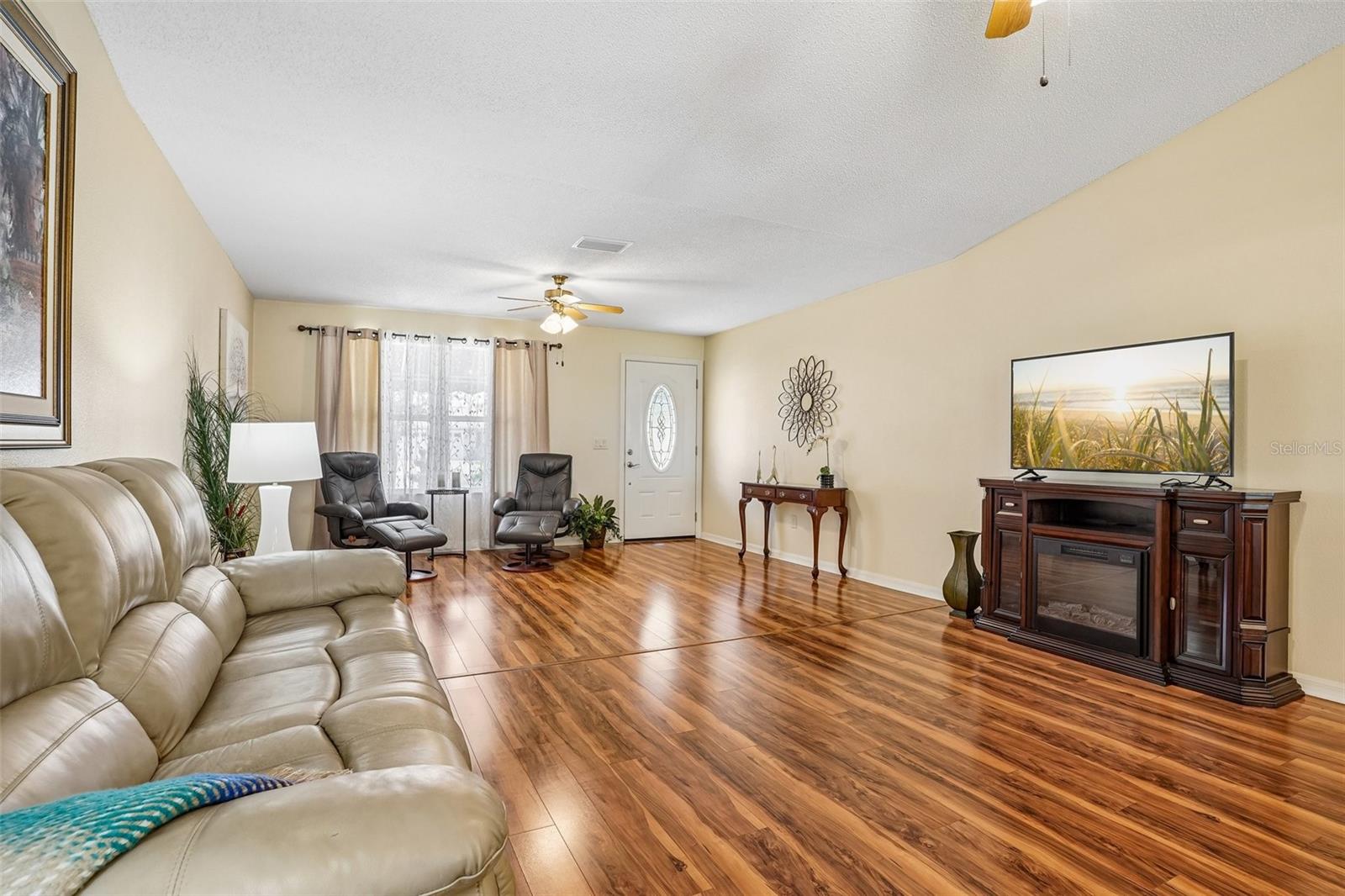 447 FOSTER PL, THE VILLAGES, FL, 32162