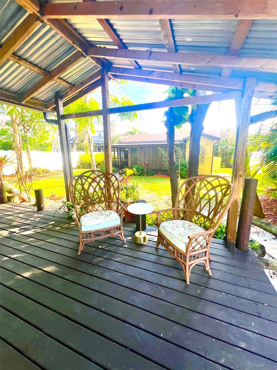 11350 MEMORIAL HWY, TAMPA, FL, 33635