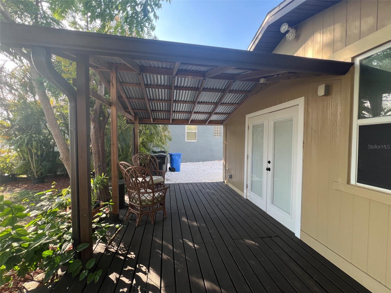 11350 MEMORIAL HWY, TAMPA, FL, 33635