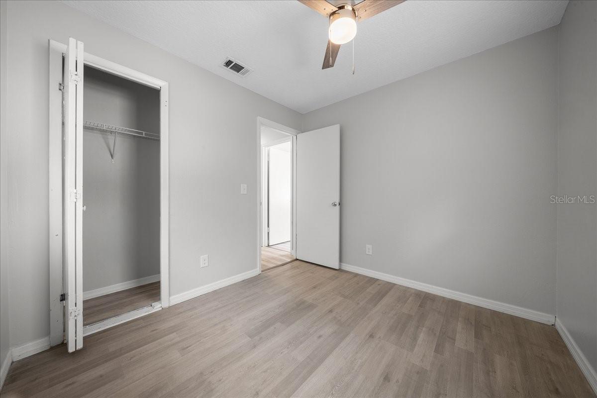 4103 HOLLY HL, LADY LAKE, FL, 32159