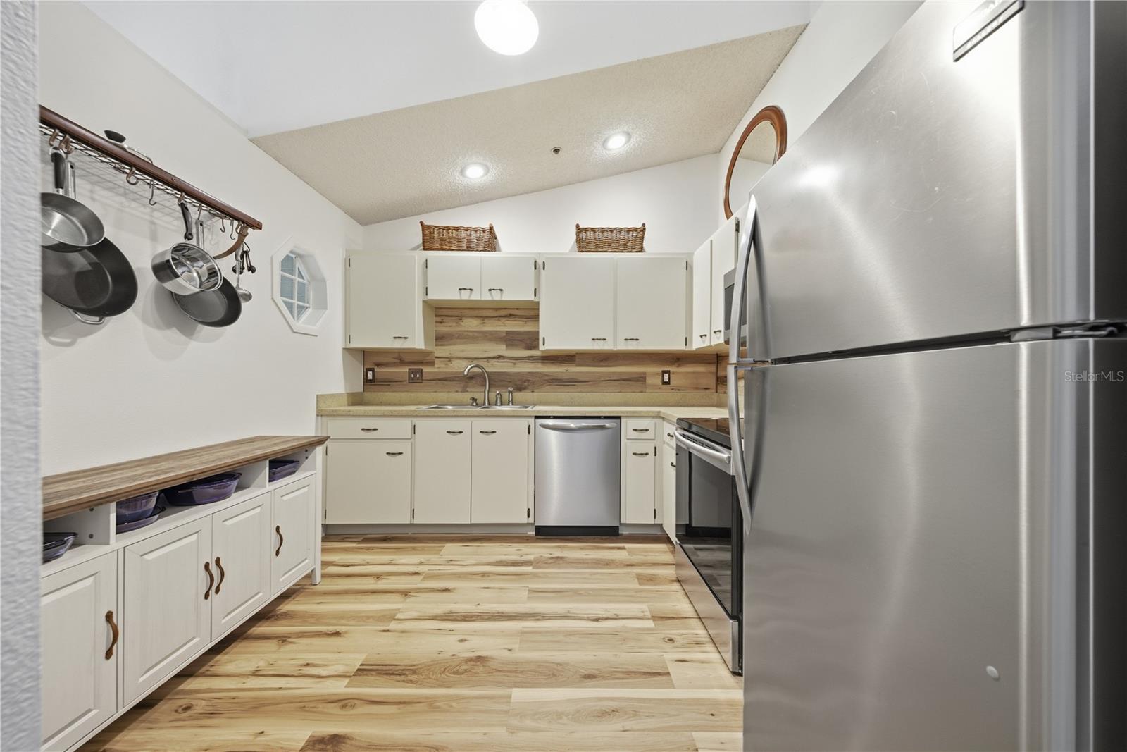 11817 SKYLAKE PL #H, TEMPLE TERRACE, FL, 33617