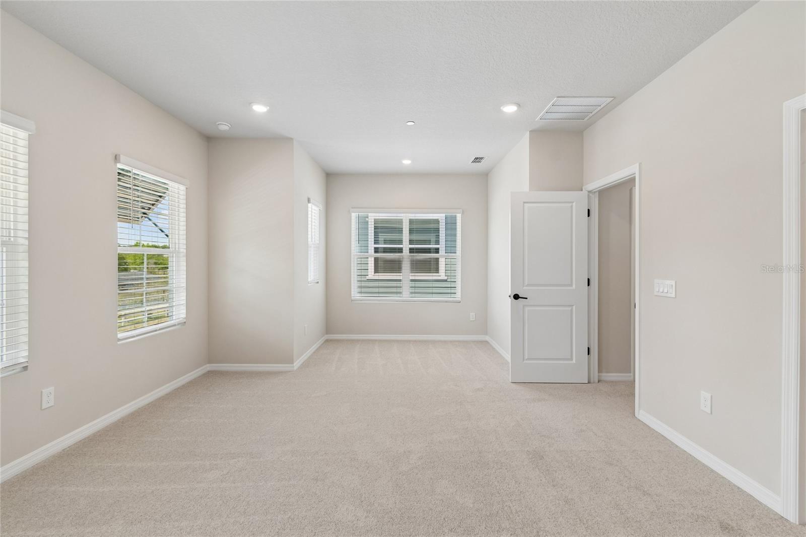 4341 ROUSH AVE, ORLANDO, FL, 32803