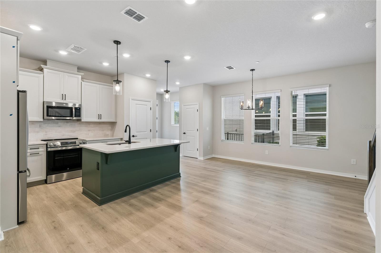 4341 ROUSH AVE, ORLANDO, FL, 32803