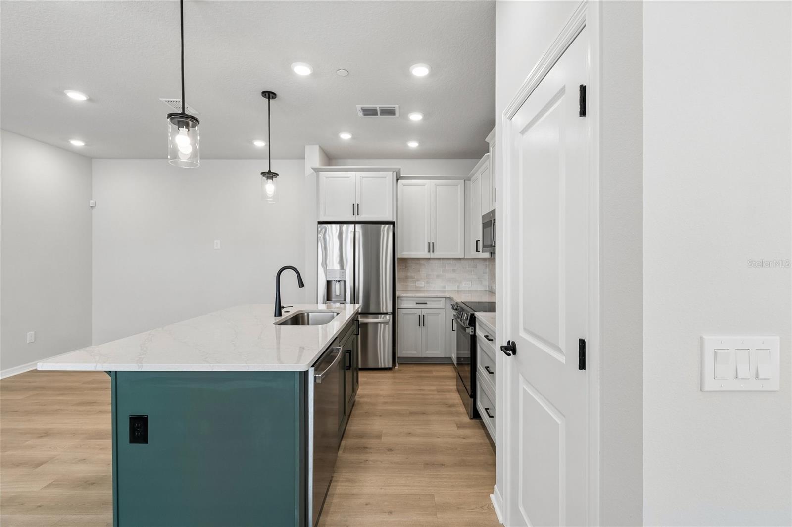4341 ROUSH AVE, ORLANDO, FL, 32803