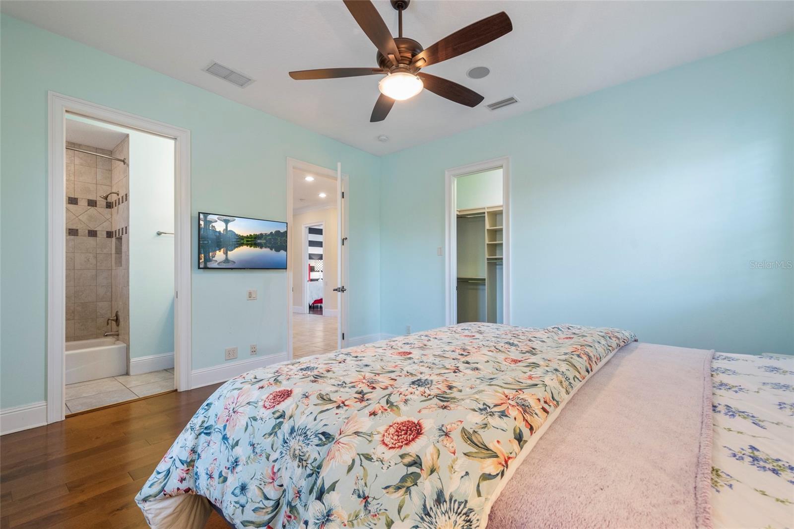 8340 LAKE BURDEN CIR, WINDERMERE, FL, 34786