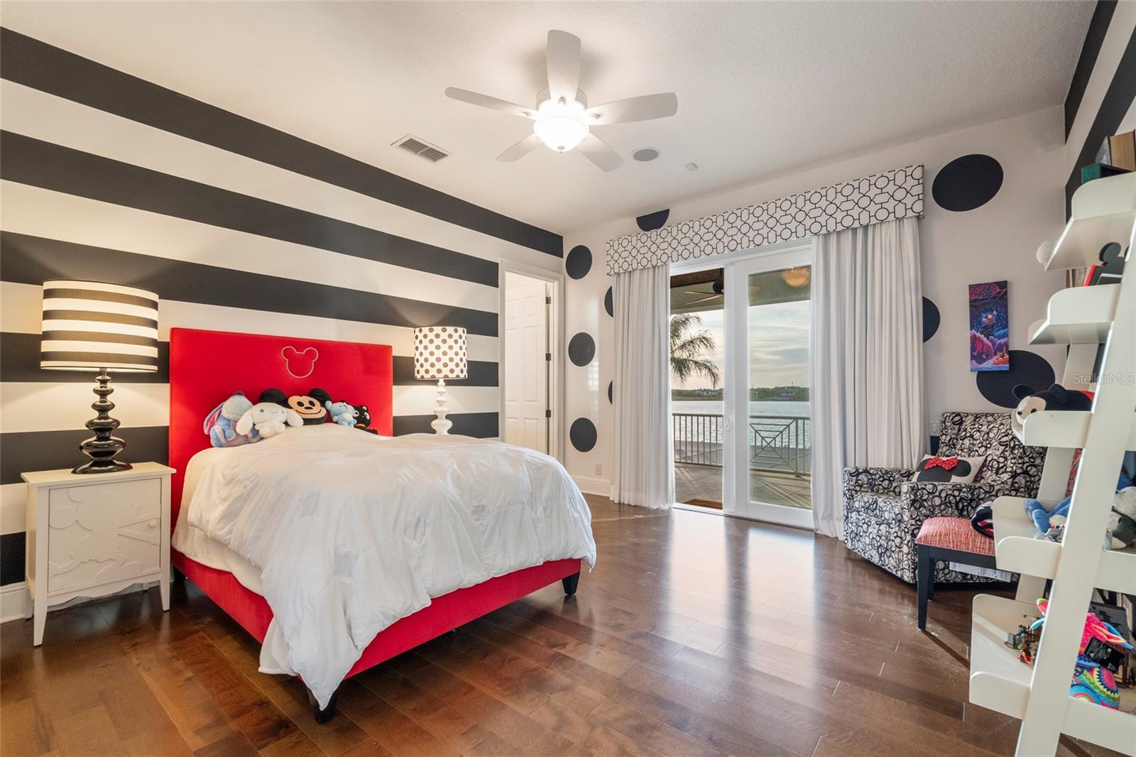 8340 LAKE BURDEN CIR, WINDERMERE, FL, 34786