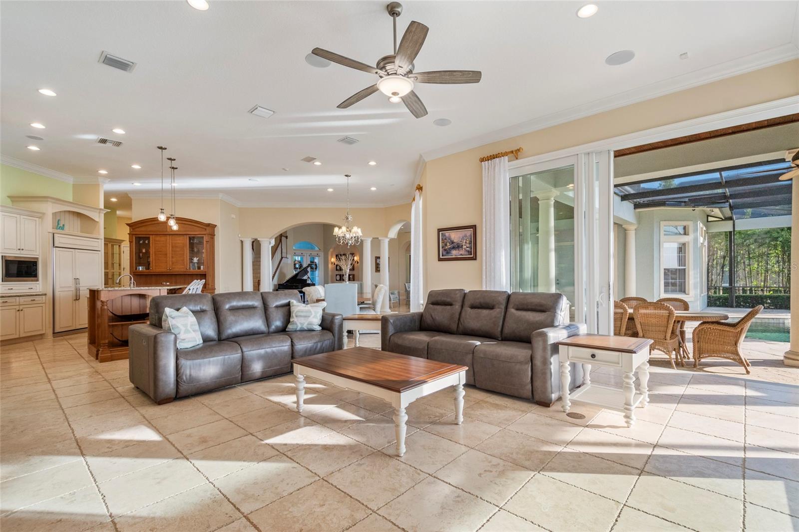 8340 LAKE BURDEN CIR, WINDERMERE, FL, 34786