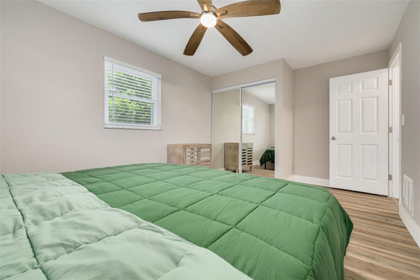 1819 WEST DR, CLEARWATER, FL, 33755