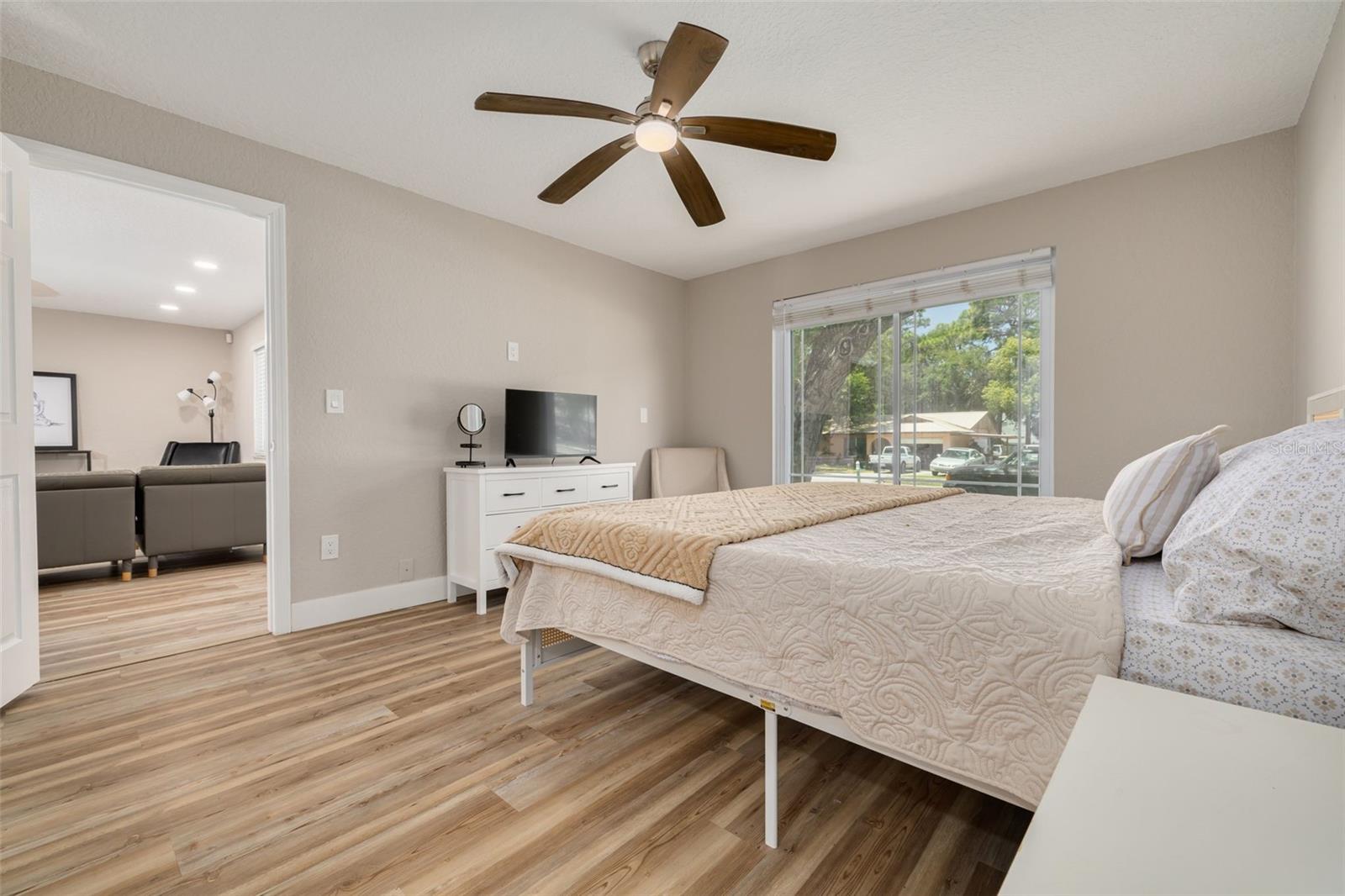 1819 WEST DR, CLEARWATER, FL, 33755