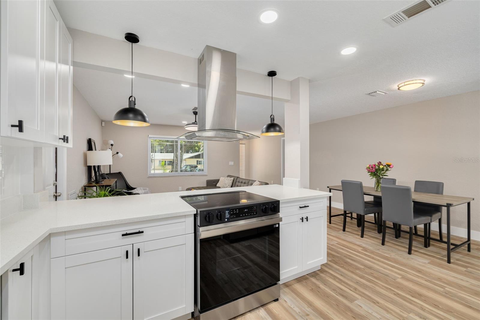 1819 WEST DR, CLEARWATER, FL, 33755