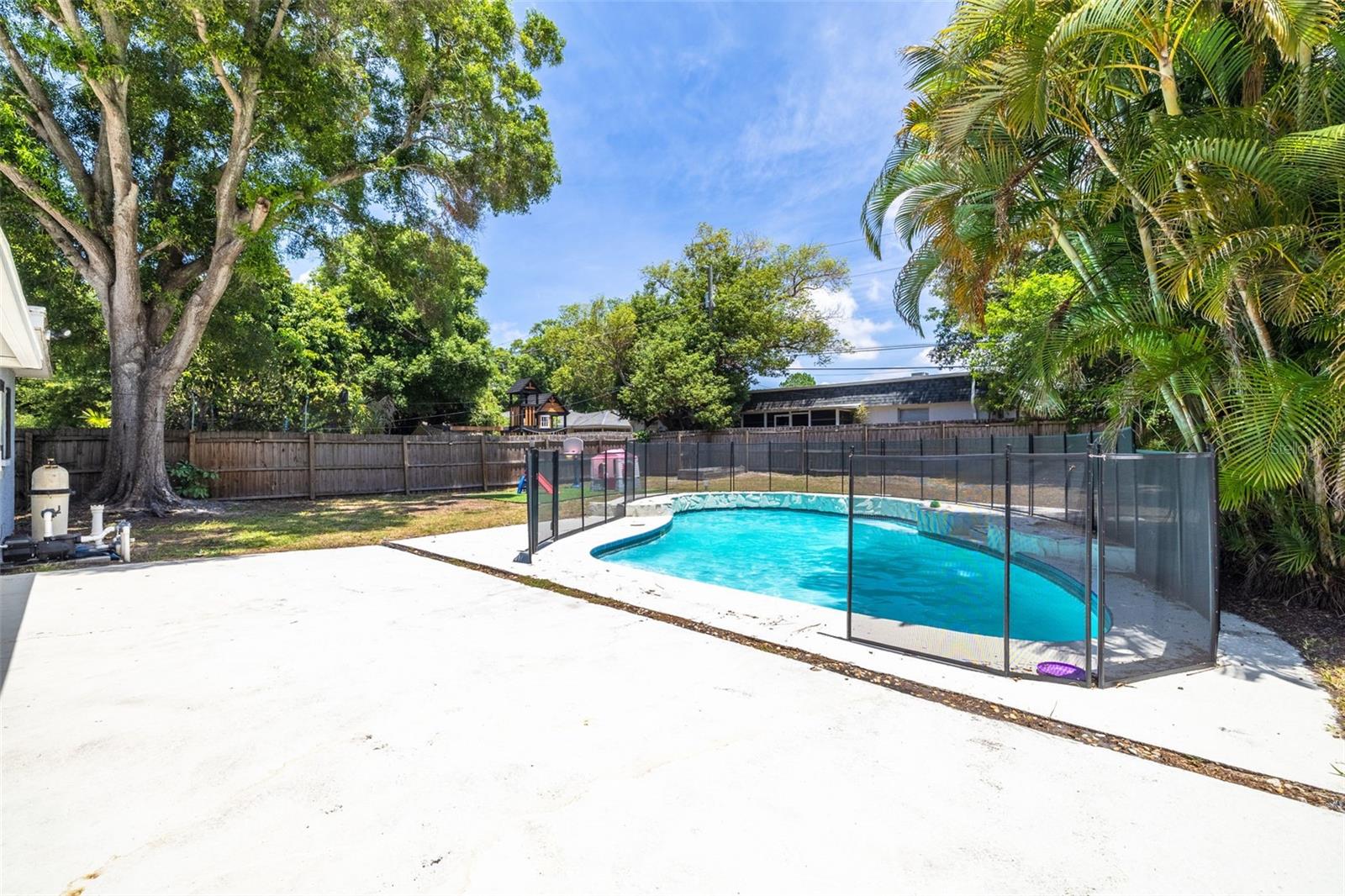 1819 WEST DR, CLEARWATER, FL, 33755