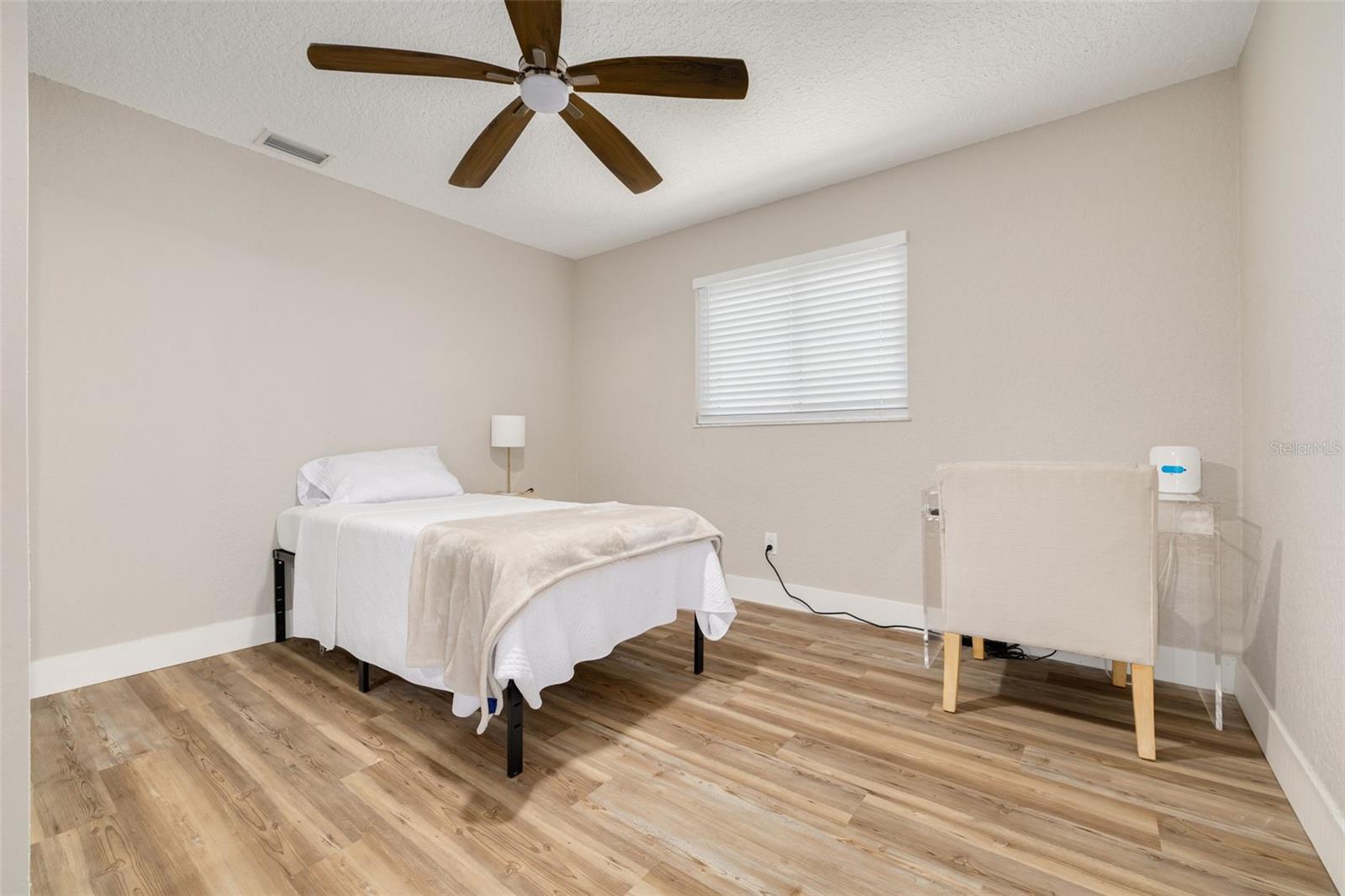 1819 WEST DR, CLEARWATER, FL, 33755