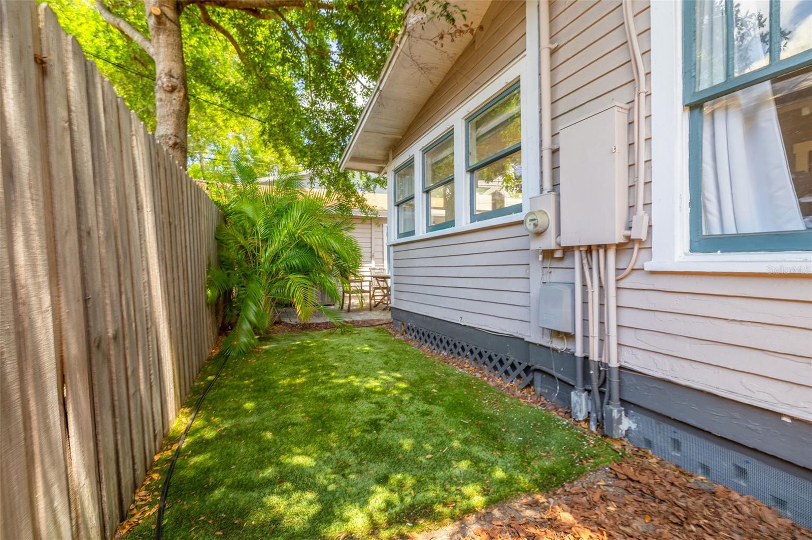 533 8TH AVE N, ST PETERSBURG, FL, 33701